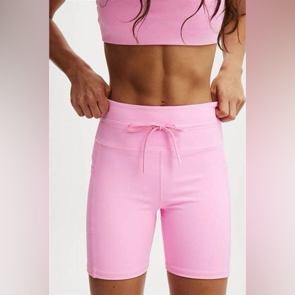 Women's Active Ultimate Run Rib Bike Short - Pink, Small - NWOT. Never worn